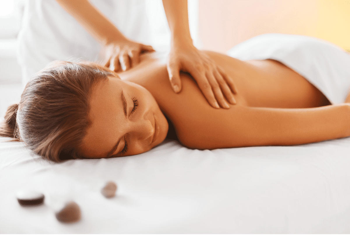 Prova i nostri trattamenti antistress, il massaggio californiano o quelli più tecnici come il decontratturante o l’emolinfatico, per le gambe, l’addome o la schiena. Prova i nostri trattamenti antistress, il massaggio californiano o quelli più tecnici come il decontratturante o l’emolinfatico, per le gambe, l’addome o la schiena.